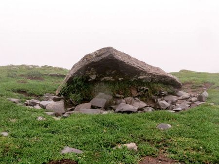 Visita el dolmen de Gibelea en Hiriberri (Villanueva de Aezkoa)